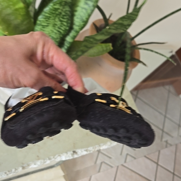 Louis Vuitton Black Loafers with Gold Accents LOGO - Picture 8 of 15